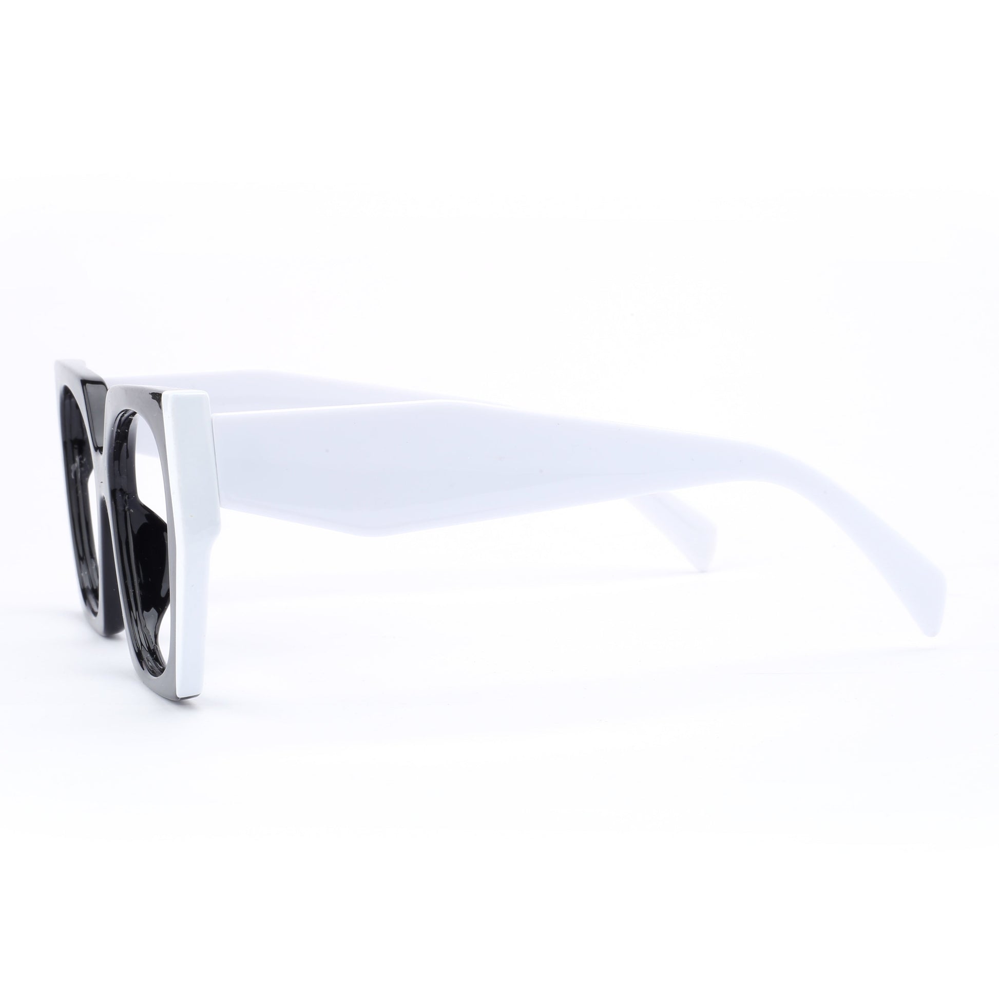 #color_glossy black